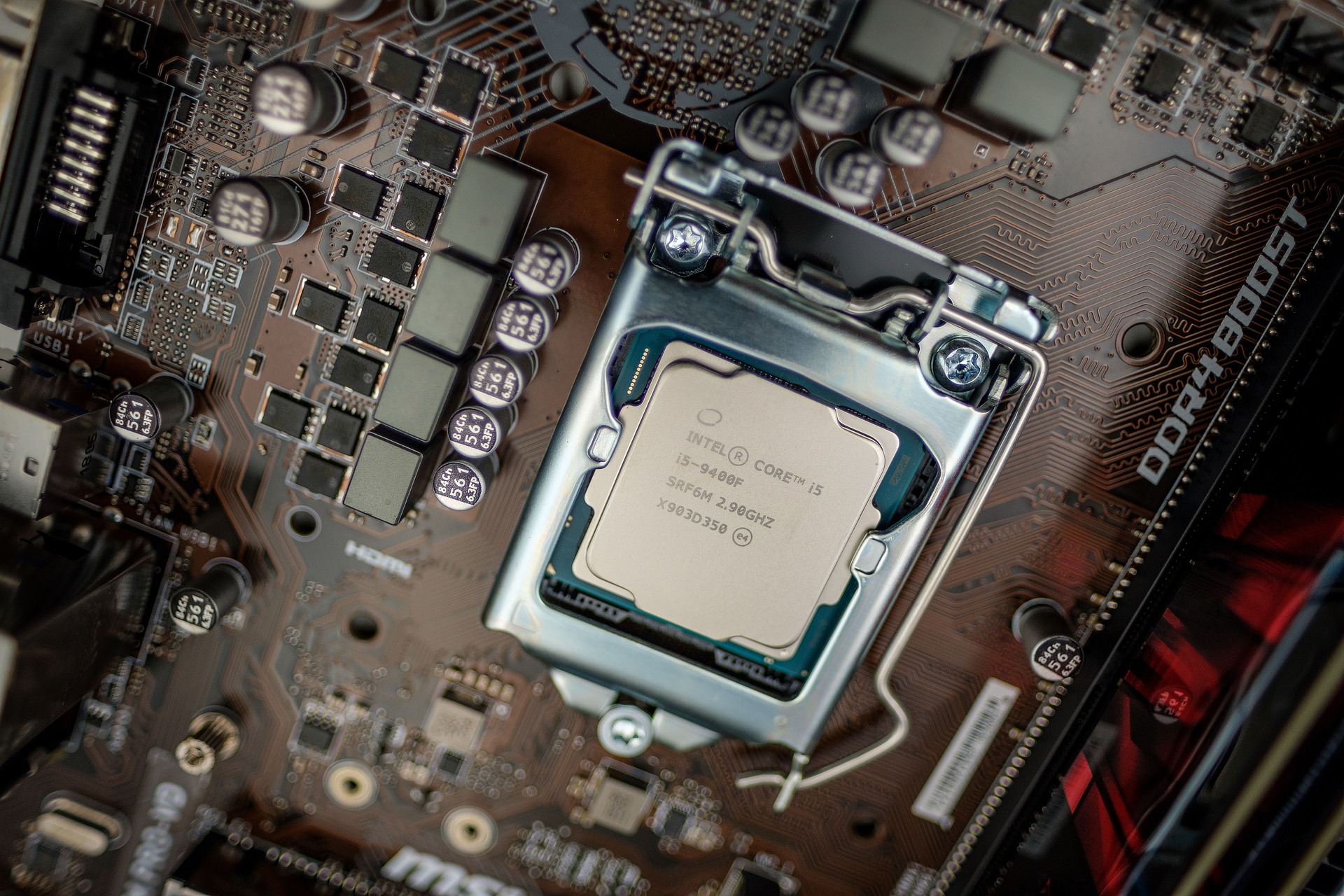 Basic Electronics: An Introduction to the Fundamentals