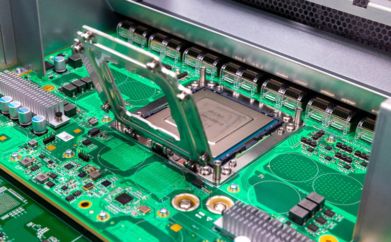 Broadcom's BCM56990B0KFLGG: Unleashing the Power of AI Servers
